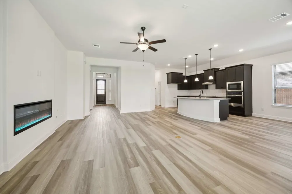 10300 Tapioca Street Fort Worth, TX 76036
