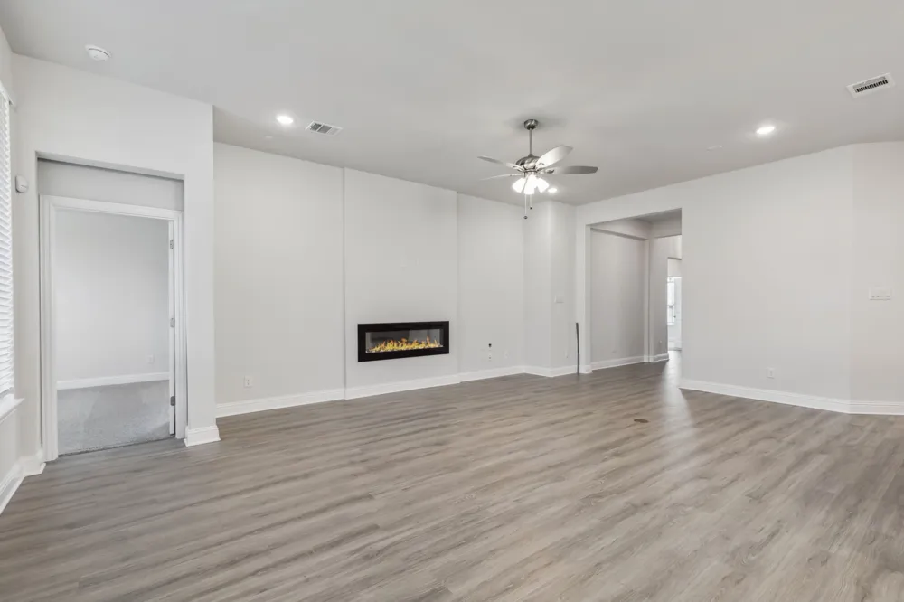10300 Tapioca Street Fort Worth, TX 76036