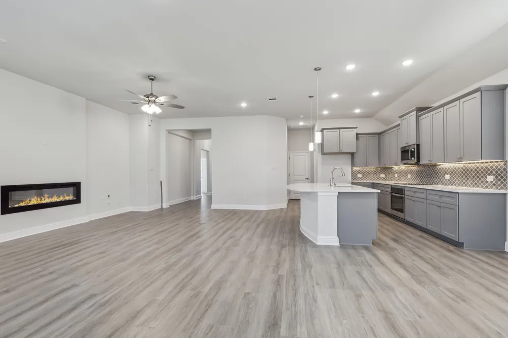 10300 Tapioca Street Fort Worth, TX 76036