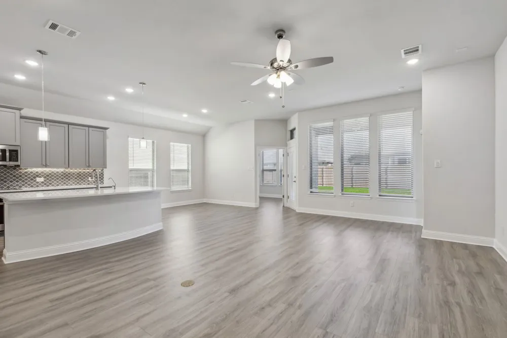 10300 Tapioca Street Fort Worth, TX 76036