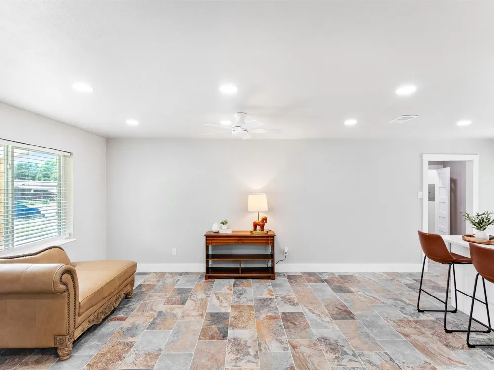 1213 Fairmont Street Irving, TX 75062