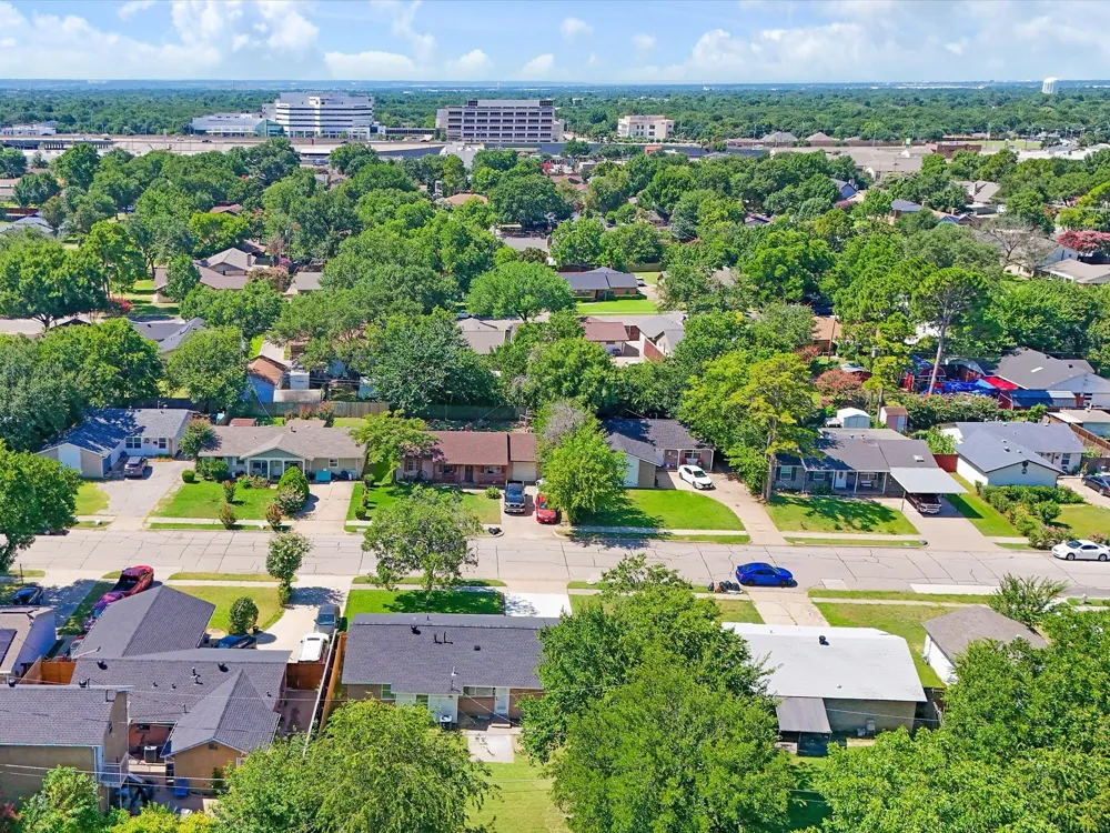 1213 Fairmont Street Irving, TX 75062