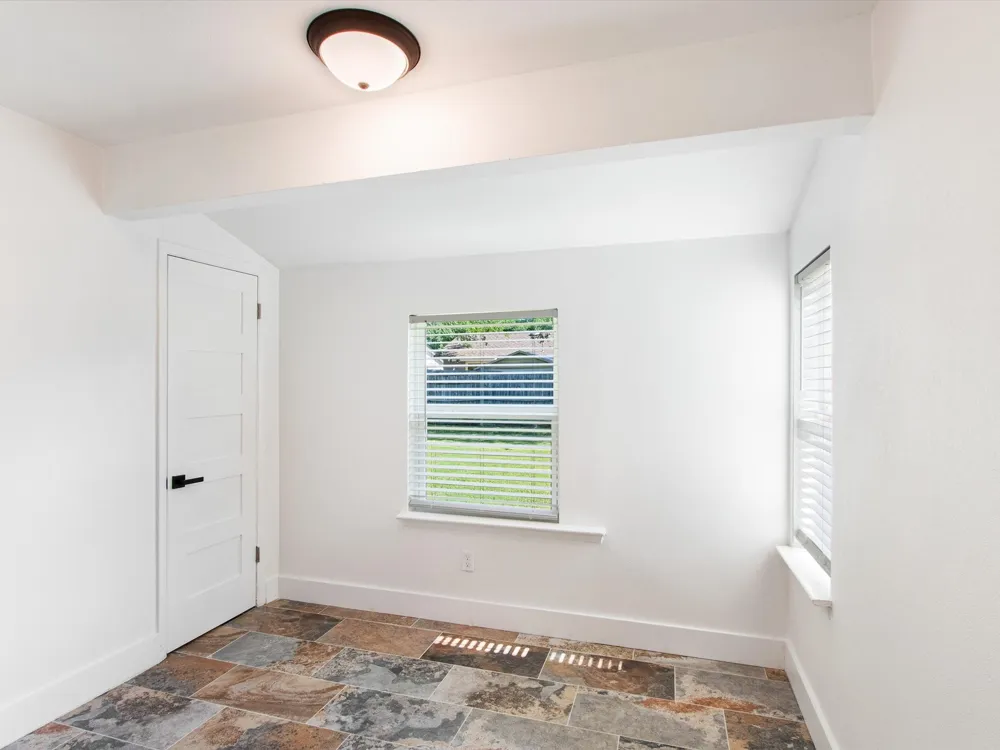 1213 Fairmont Street Irving, TX 75062
