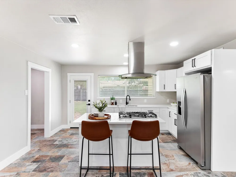 1213 Fairmont Street Irving, TX 75062