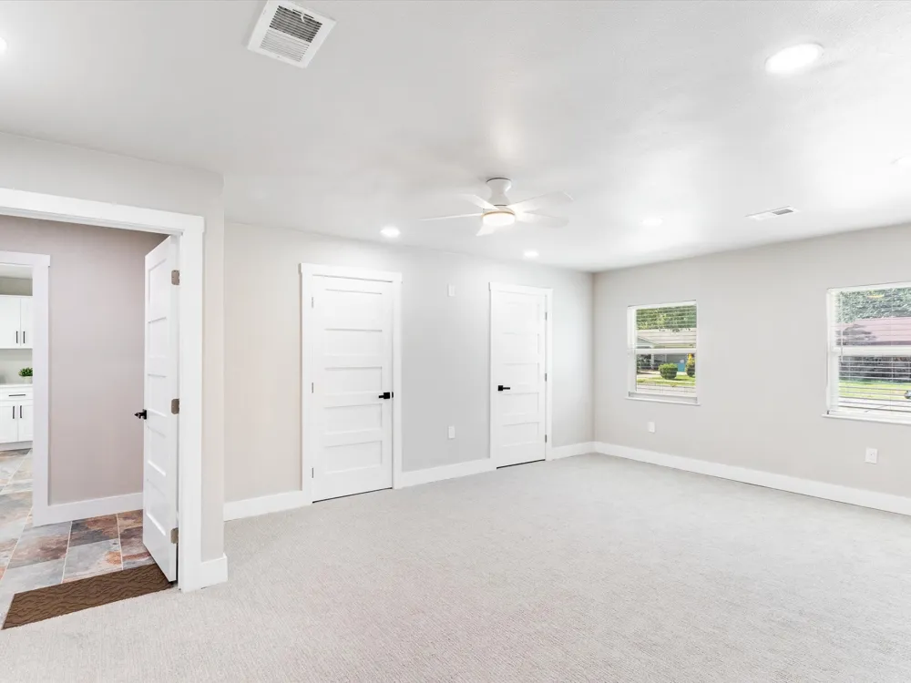 1213 Fairmont Street Irving, TX 75062