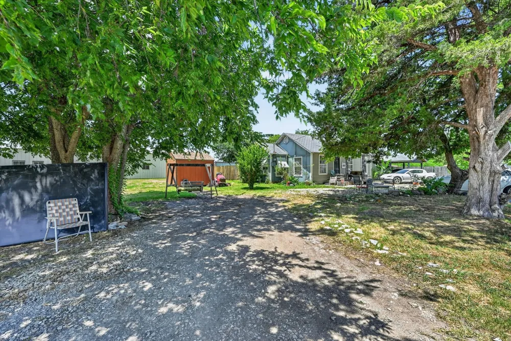 8006 Renee Drive Arlington, TX 76001