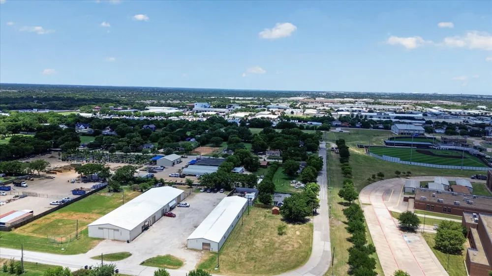 8006 Renee Drive Arlington, TX 76001