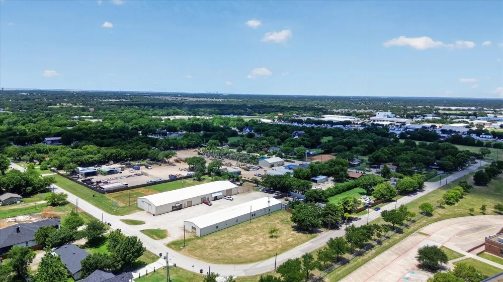 8006 Renee Drive Arlington, TX 76001