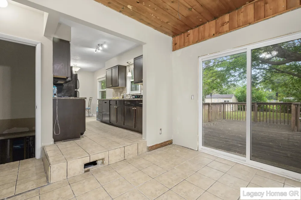 4250 Illinois Avenue SW Wyoming City, MI 49509
