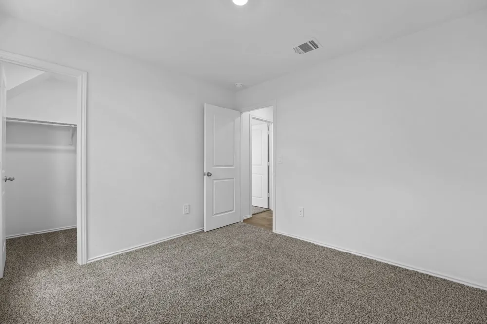 12117 Horseshoe Field Bend Mustang Ridge, TX 78610