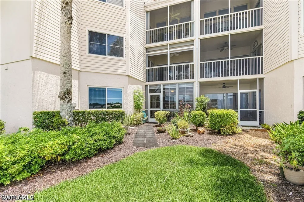 Citrus Lake Drive #104    #E104 Naples, FL 34109