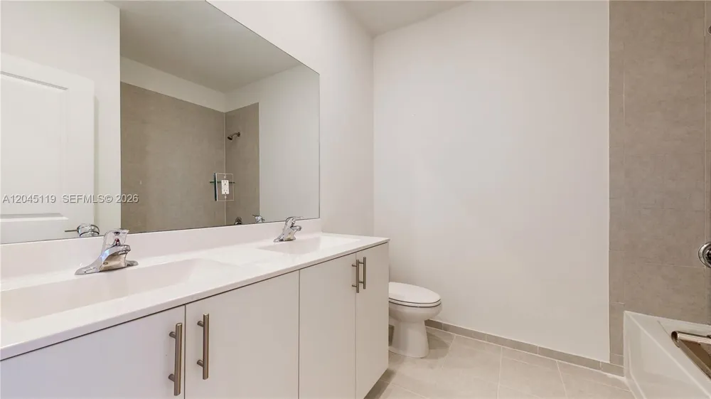 10004 SW 231st Ln #10004 Cutler Bay, FL 33190