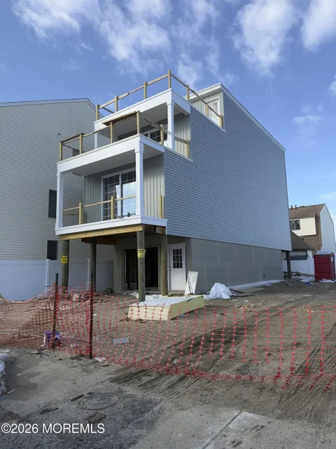 122 Fremont Avenue