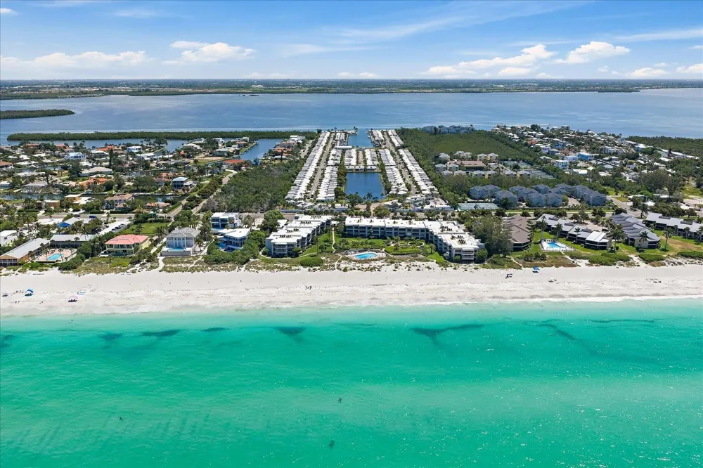 578 SPANISH DRIVE S Longboat Key, FL 34228