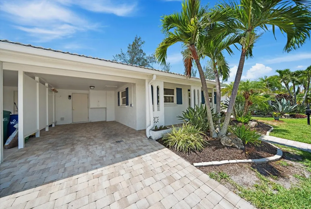 578 SPANISH DRIVE S Longboat Key, FL 34228