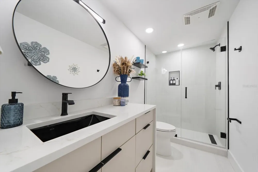 578 SPANISH DRIVE S Longboat Key, FL 34228