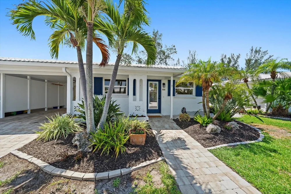 578 SPANISH DRIVE S Longboat Key, FL 34228