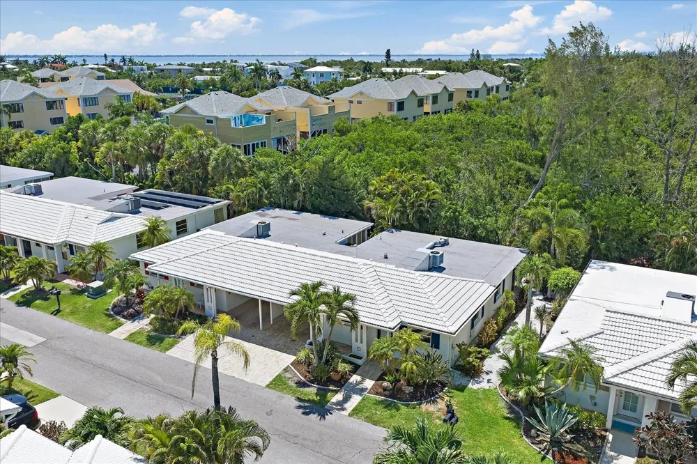 578 SPANISH DRIVE S Longboat Key, FL 34228