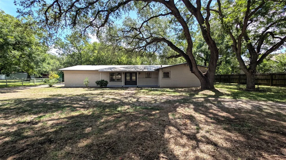 11811 Sleepy Hollow Road Manchaca, TX 78652