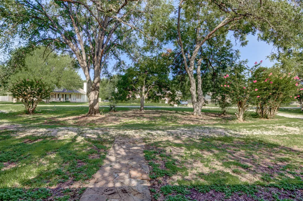 11811 Sleepy Hollow Road Manchaca, TX 78652