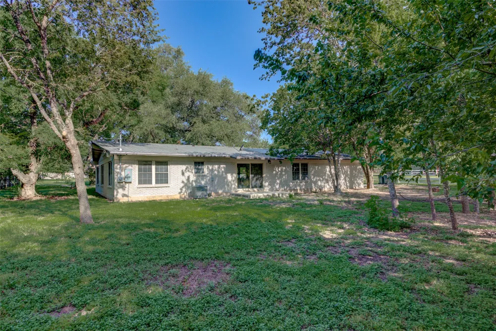 11811 Sleepy Hollow Road Manchaca, TX 78652