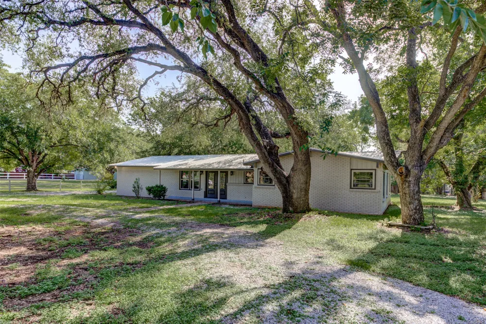 11811 Sleepy Hollow Road Manchaca, TX 78652