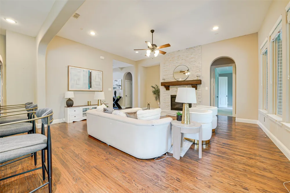 2213 Cotswold Valley Court Southlake, TX 76092
