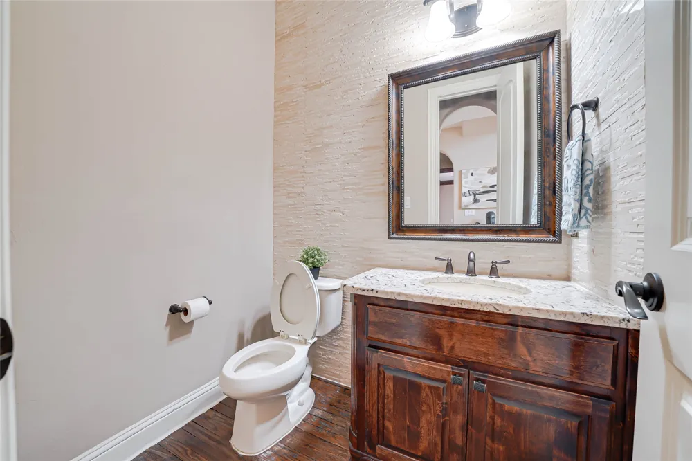 2213 Cotswold Valley Court Southlake, TX 76092