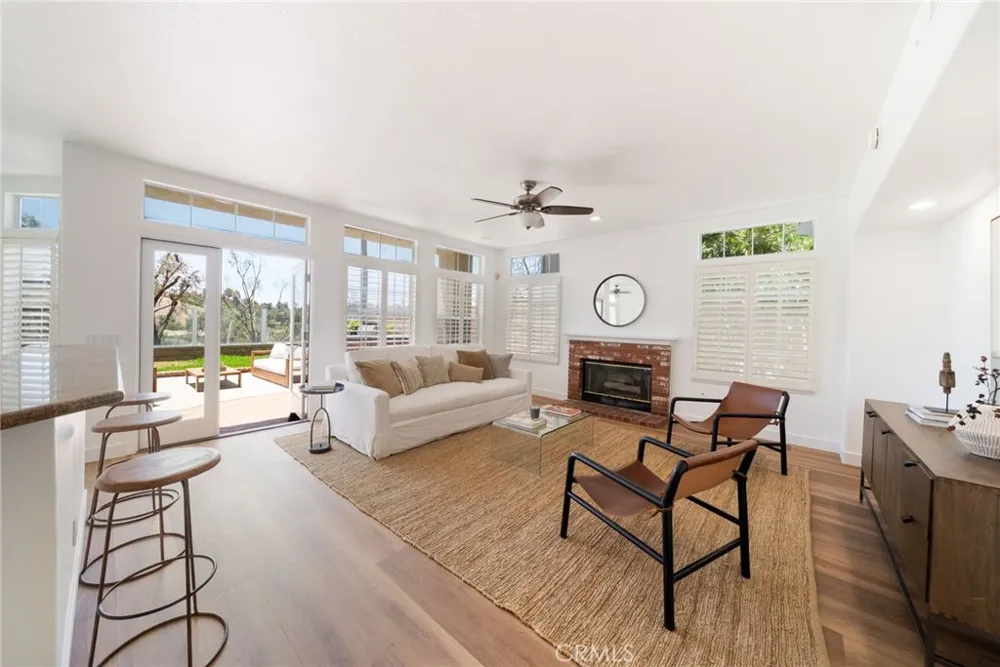 25842 Elderbrook Laguna Hills, CA 92653