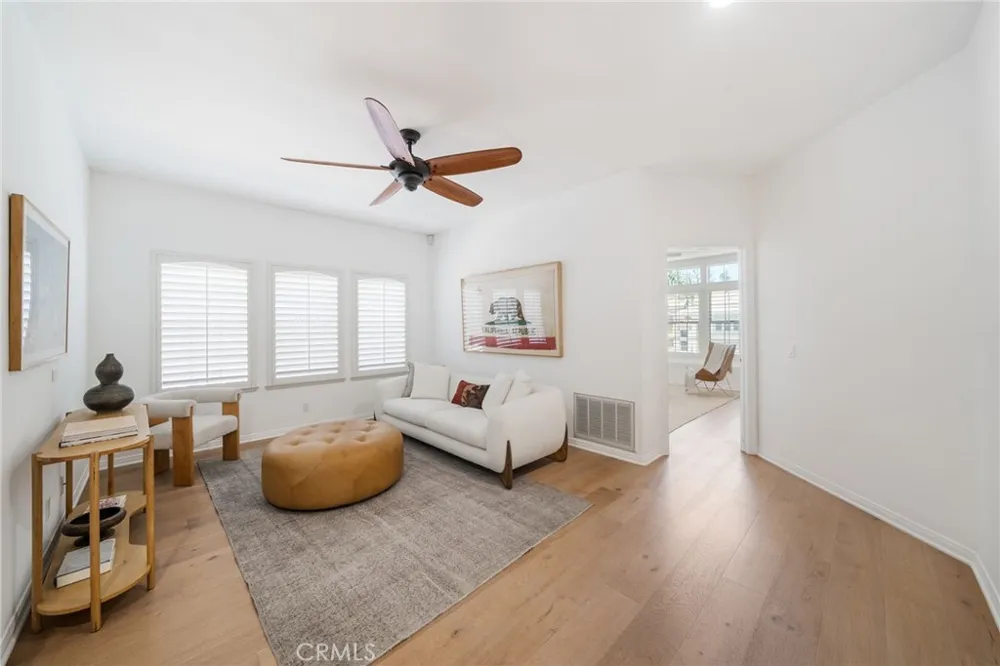 25842 Elderbrook Laguna Hills, CA 92653