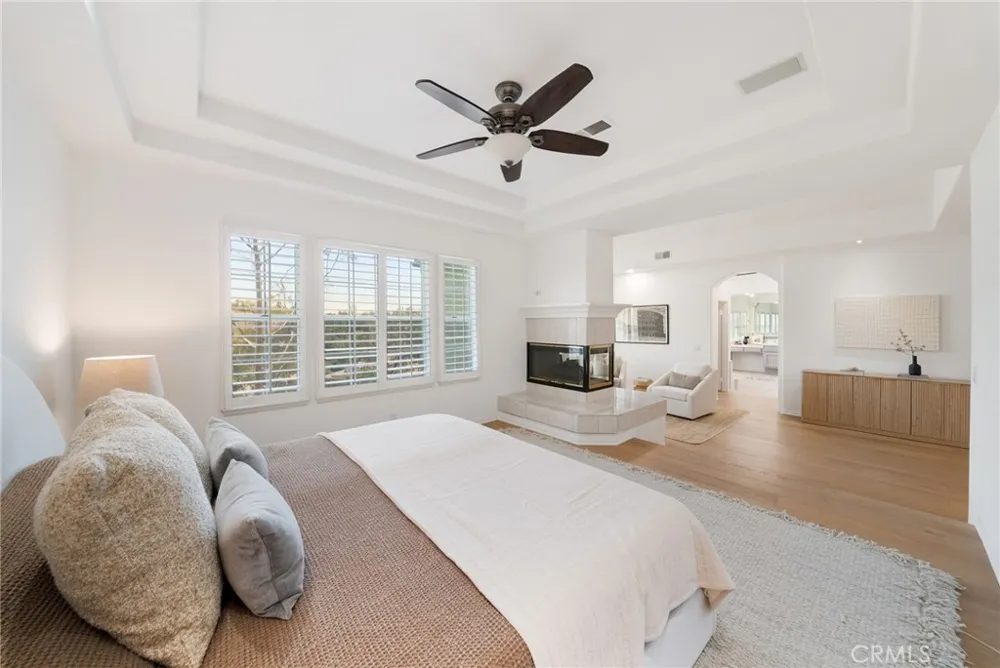25842 Elderbrook Laguna Hills, CA 92653