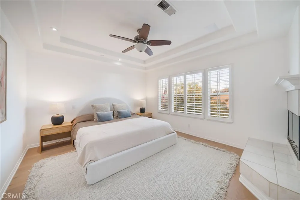 25842 Elderbrook Laguna Hills, CA 92653