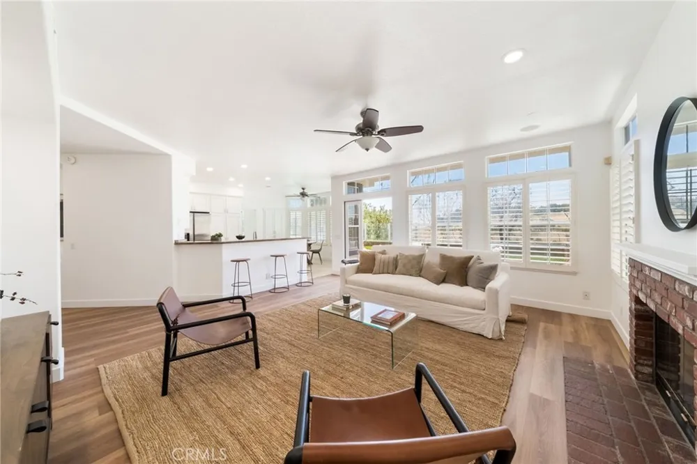 25842 Elderbrook Laguna Hills, CA 92653