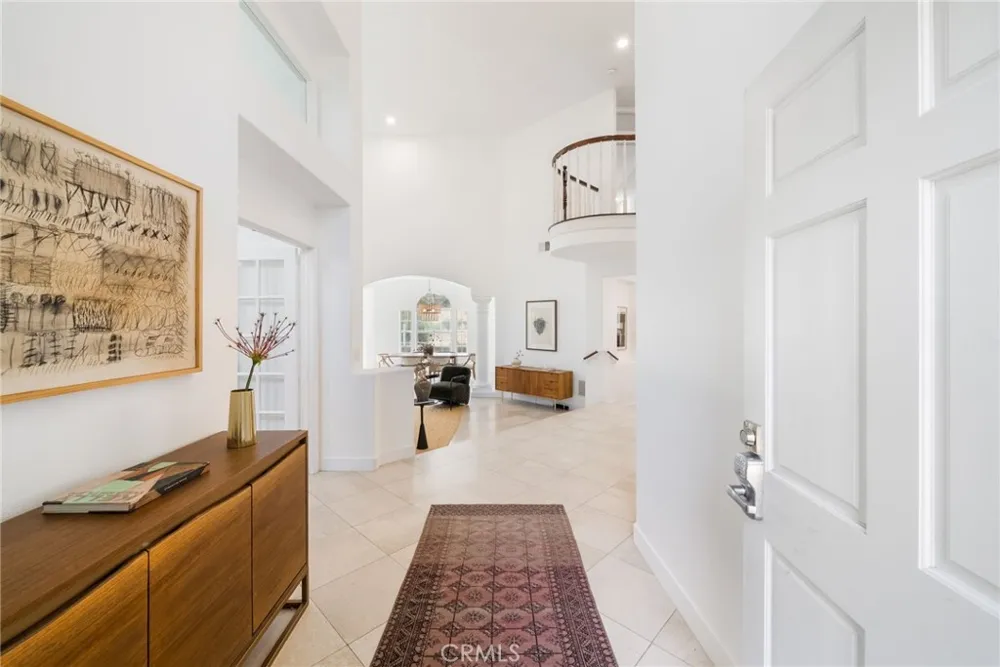 25842 Elderbrook Laguna Hills, CA 92653