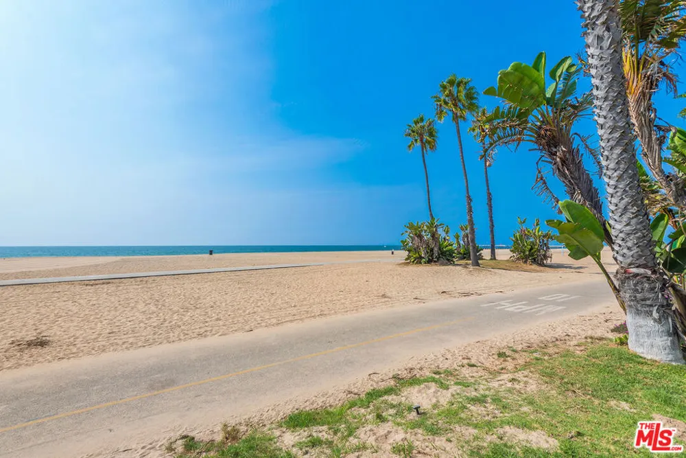 7301 Vista Del Mar #A110 Playa del Rey, CA 90293