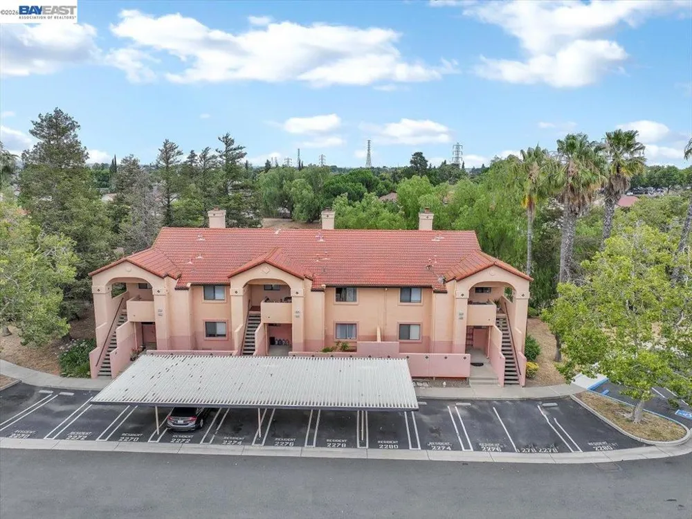 2280 Renwick Ln Antioch, CA 94509