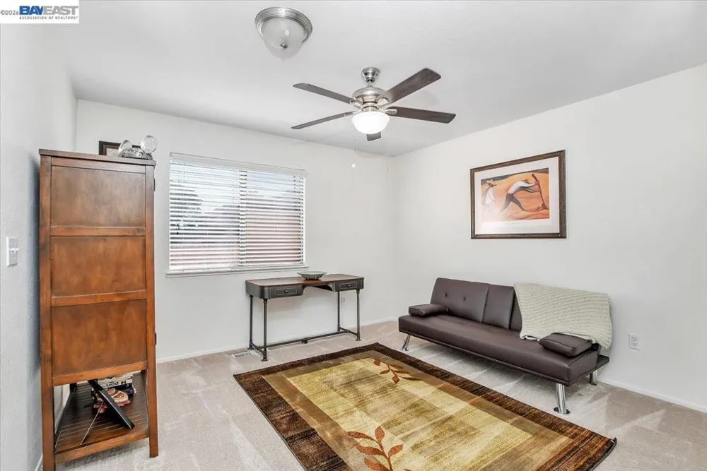 2280 Renwick Ln Antioch, CA 94509