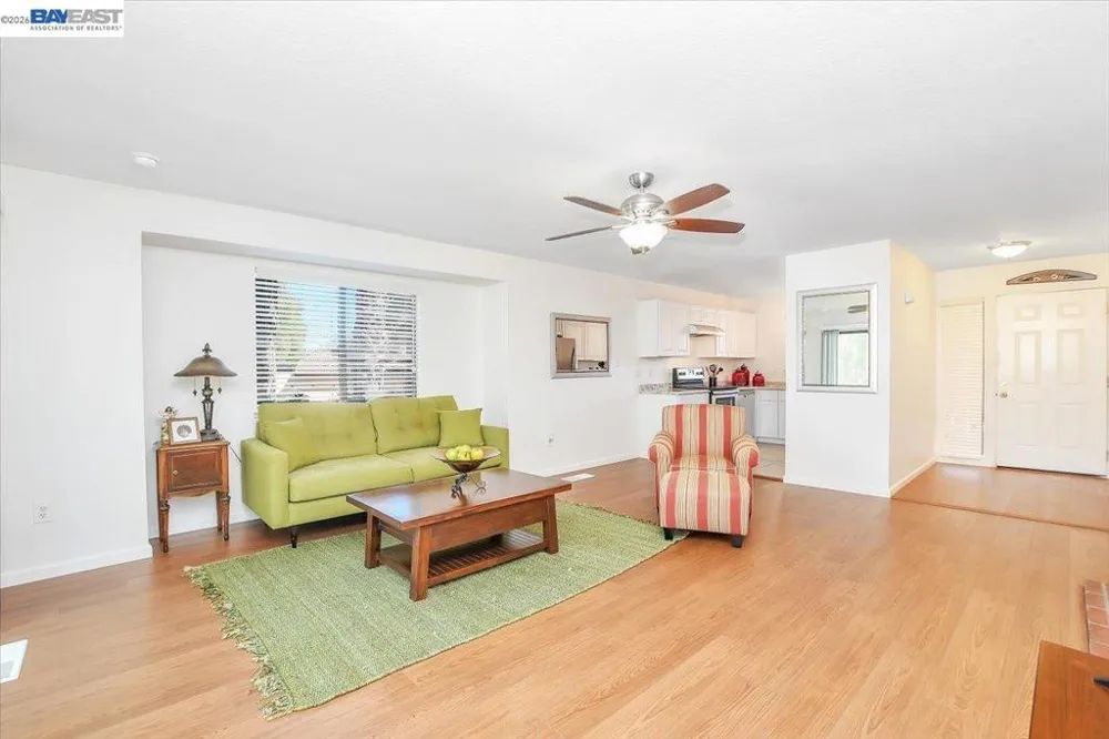 2280 Renwick Ln Antioch, CA 94509