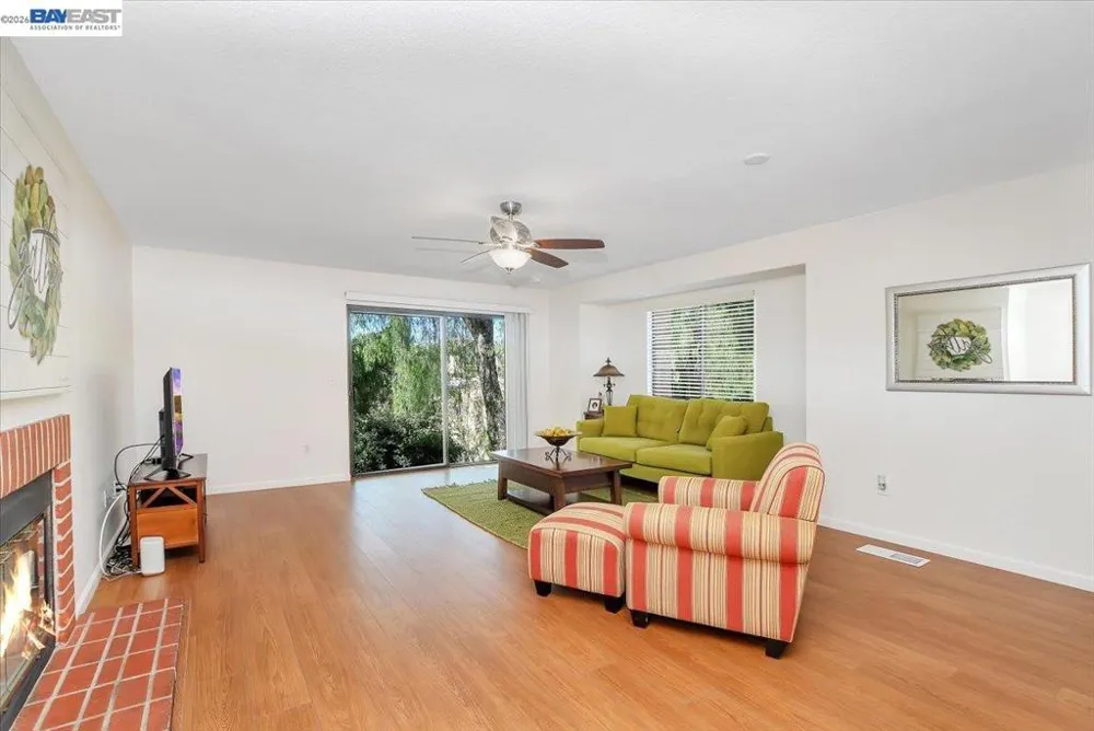 2280 Renwick Ln Antioch, CA 94509