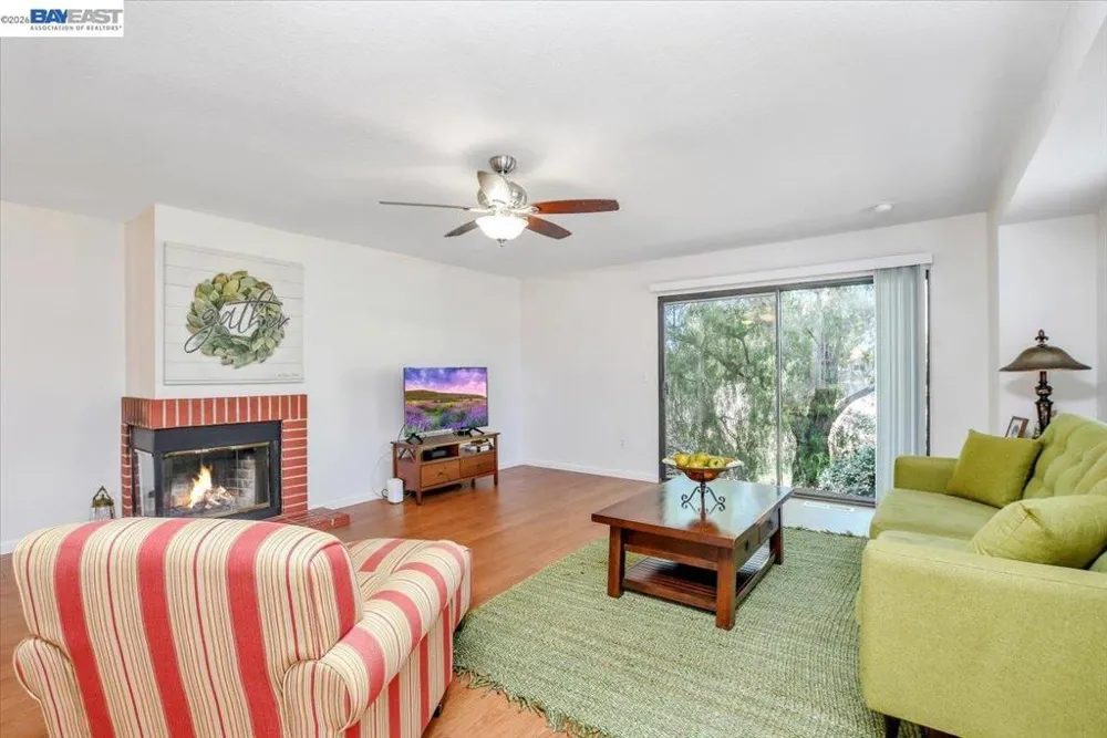 2280 Renwick Ln Antioch, CA 94509