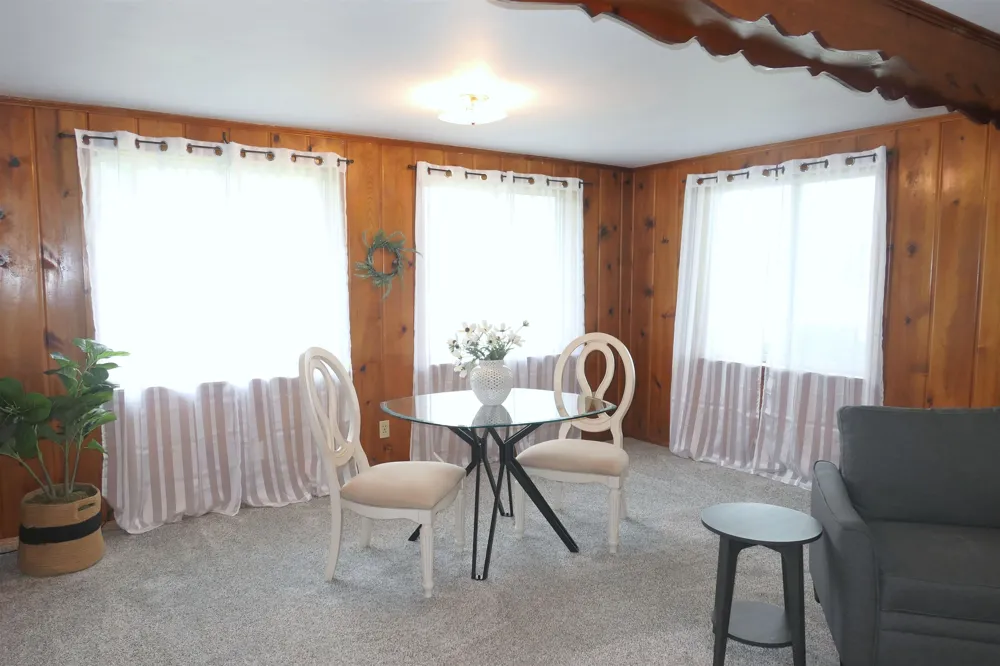 135 Riverside Drive Alma City, MI 48801