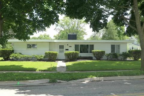 135 Riverside Drive