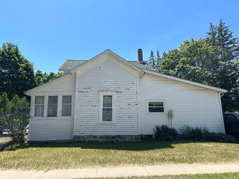 302 S Pine Street Mt Pleasant City, MI 48858