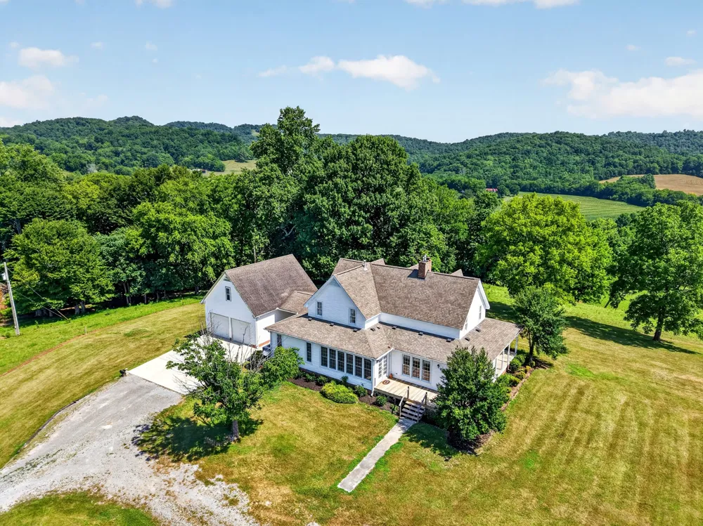 5713 Smith Fork Rd Liberty, TN 37095
