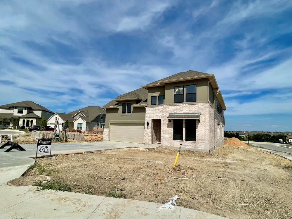 19501 Janke Cove Pflugerville, TX 78660