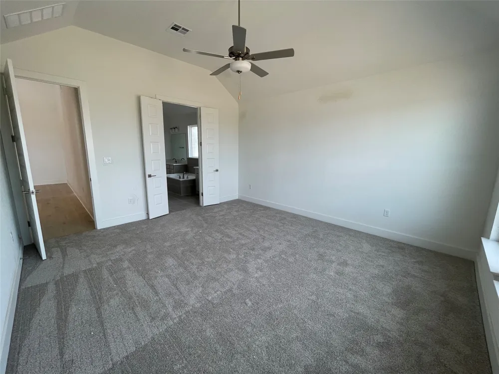 19501 Janke Cove Pflugerville, TX 78660