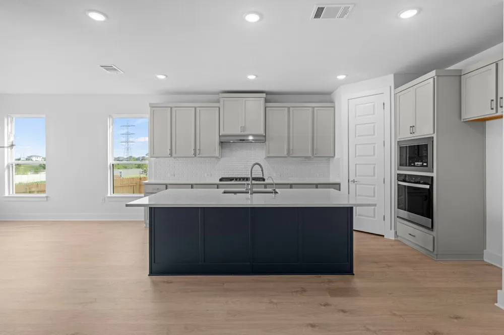19501 Janke Cove Pflugerville, TX 78660