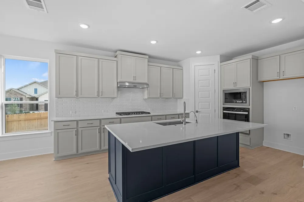 19501 Janke Cove Pflugerville, TX 78660