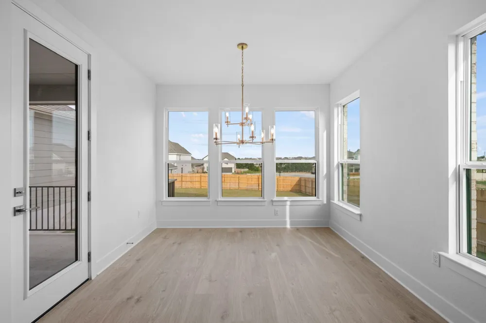 19501 Janke Cove Pflugerville, TX 78660