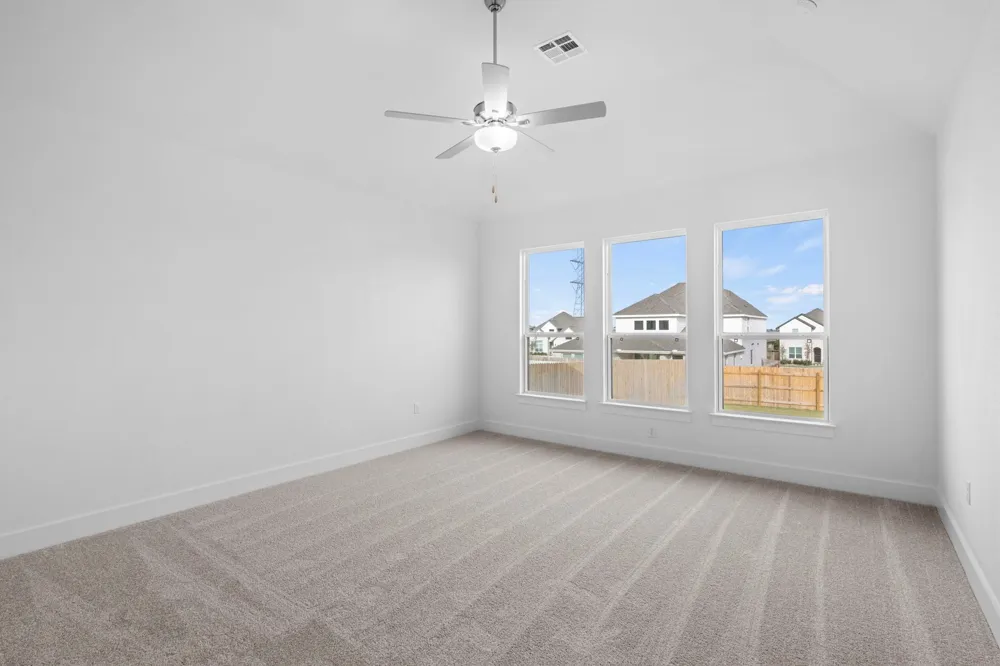 19501 Janke Cove Pflugerville, TX 78660